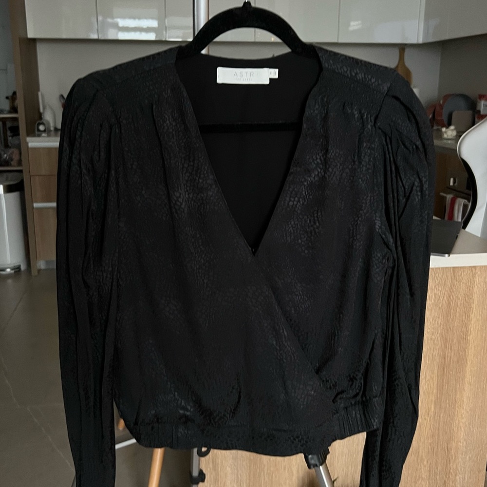 Astr The Label Black Blouse